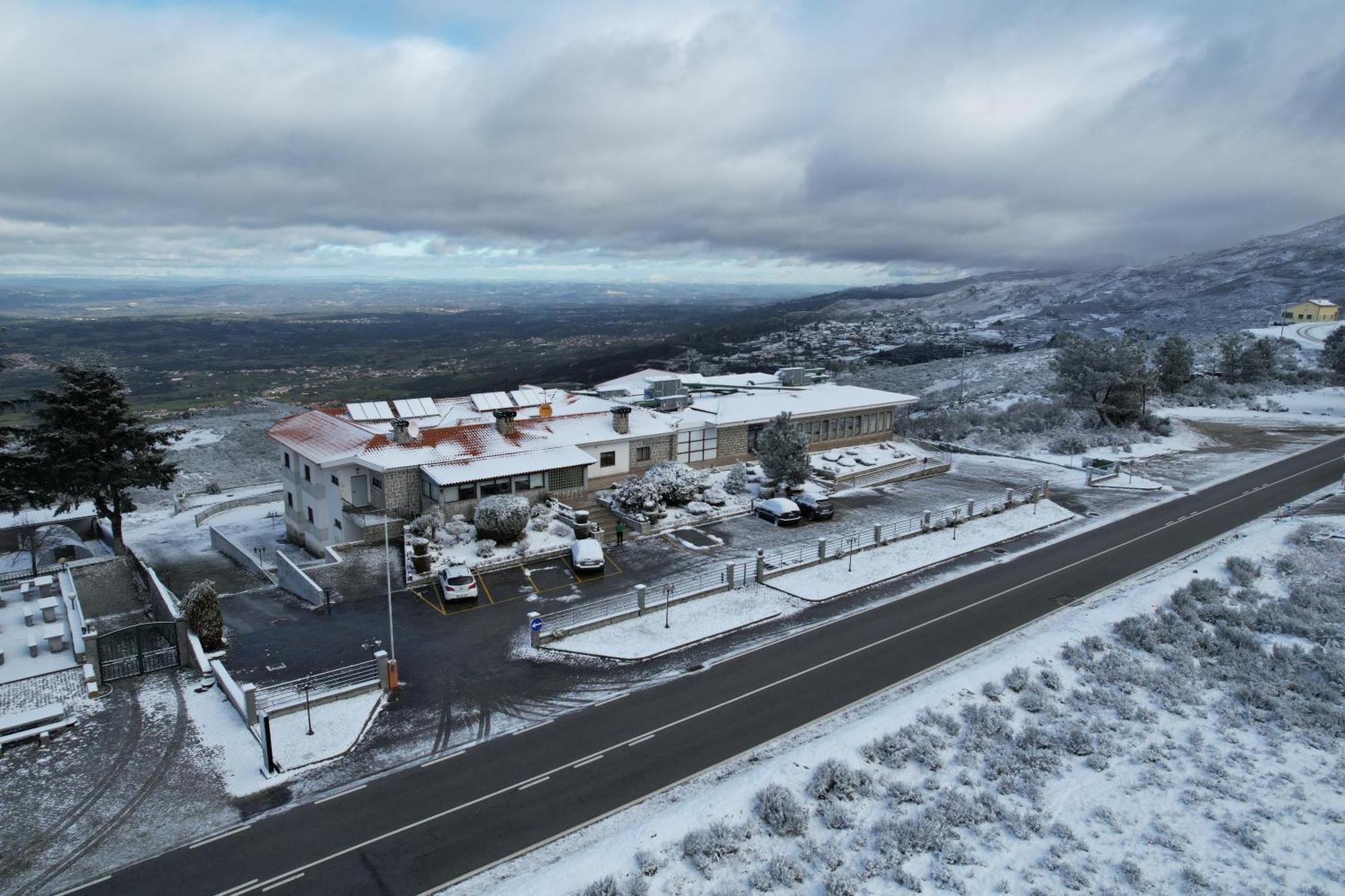 Hotel Albergaria Senhora Do Espinheiro Seia Zewnętrze zdjęcie